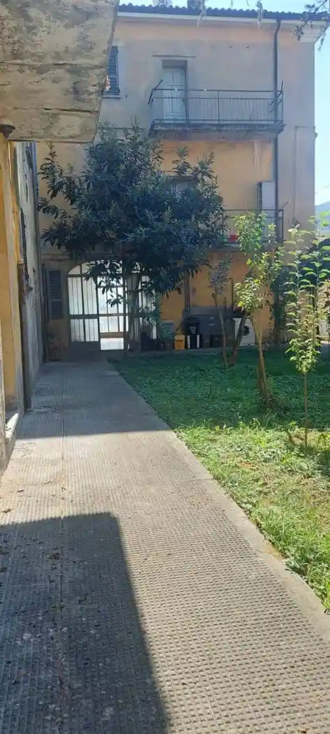 Appartamento in vendita a Bettola