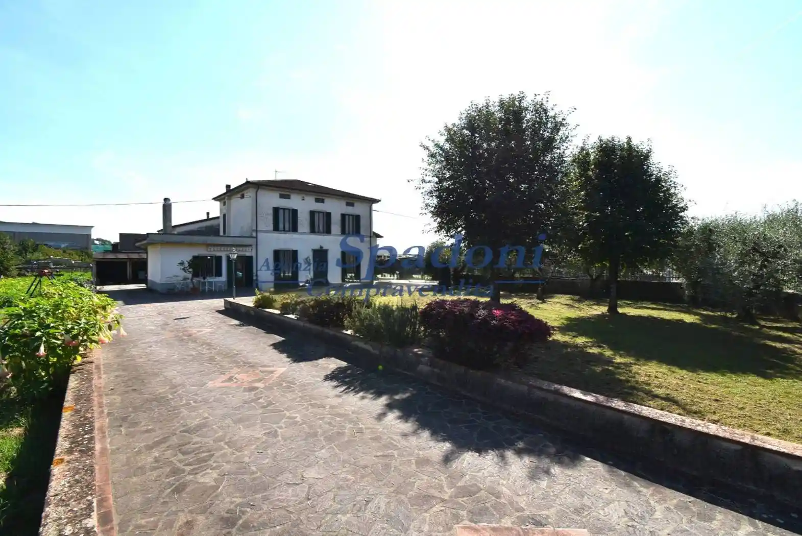 Villa in vendita a Pescia