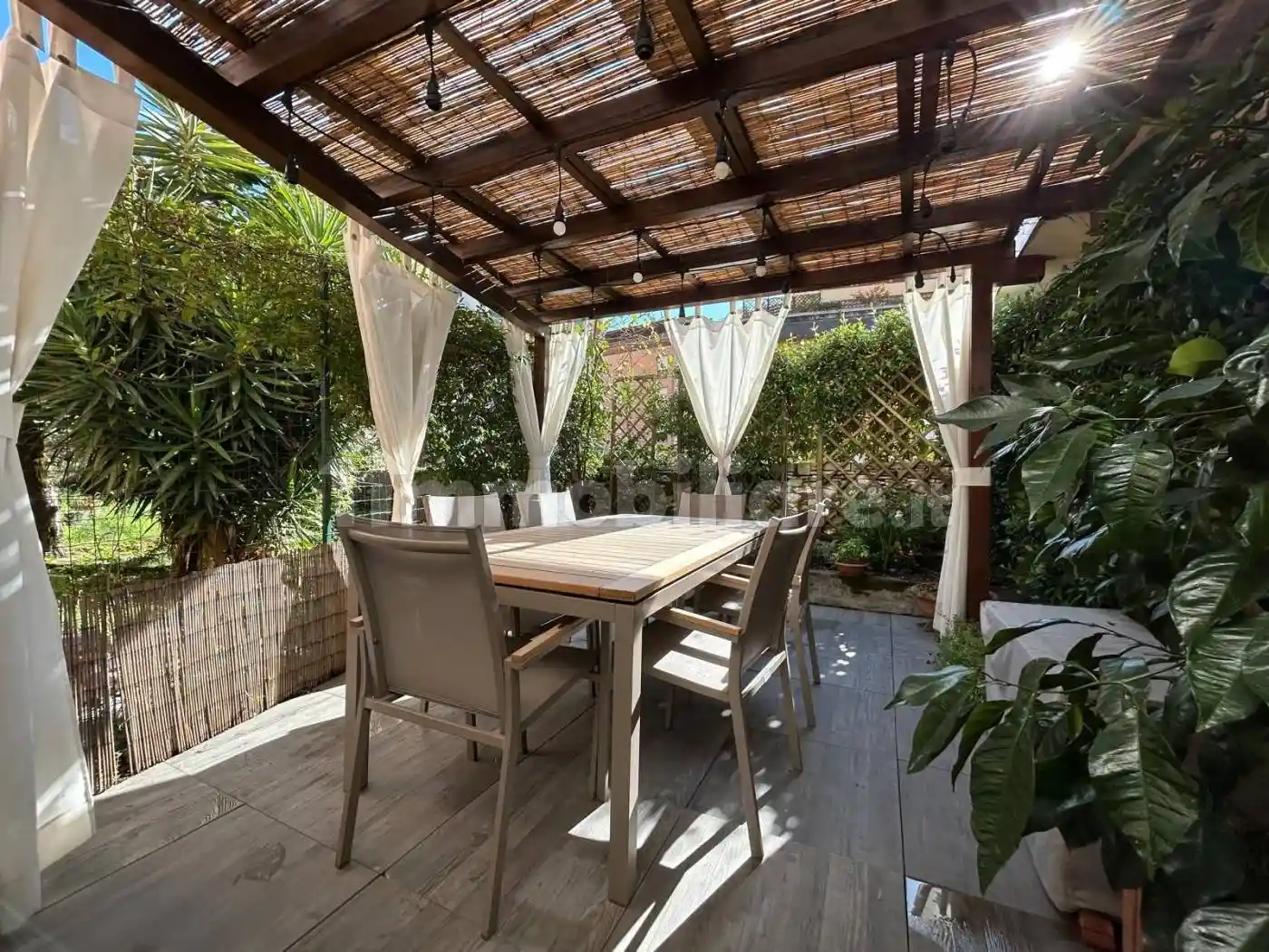 Casa indipendente in vendita a Carrara