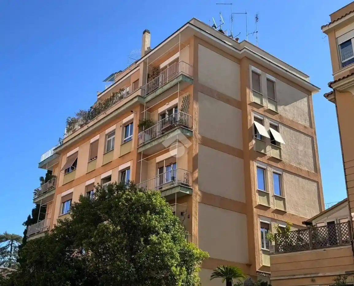 Appartamento in vendita a Roma