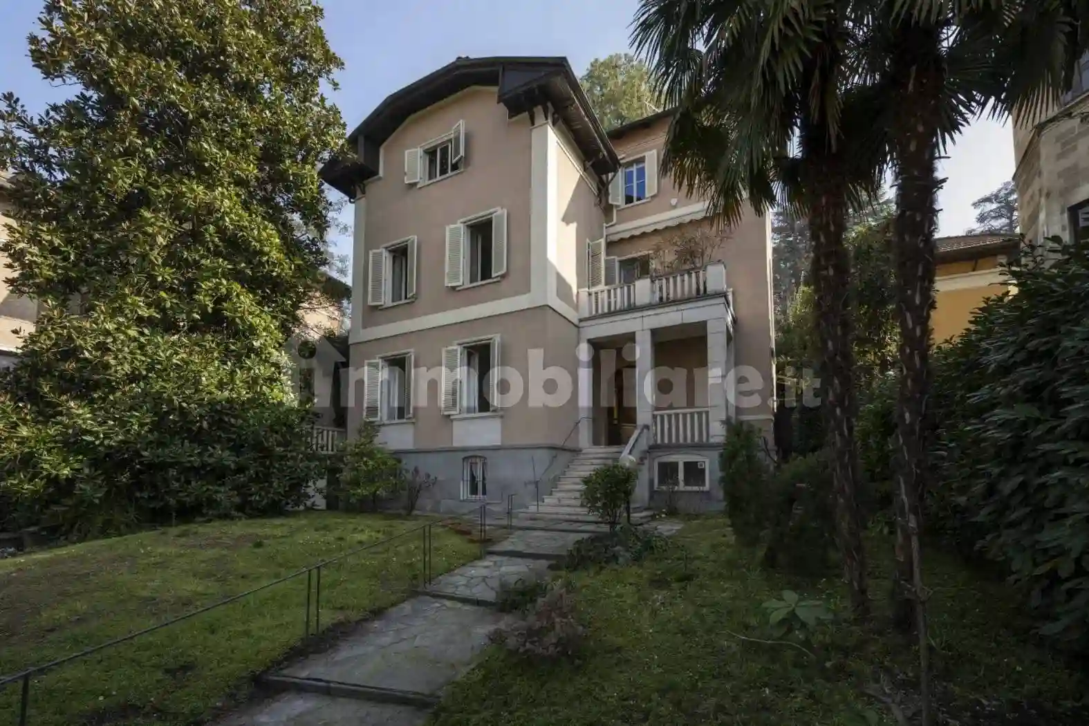 Villa - foto 2