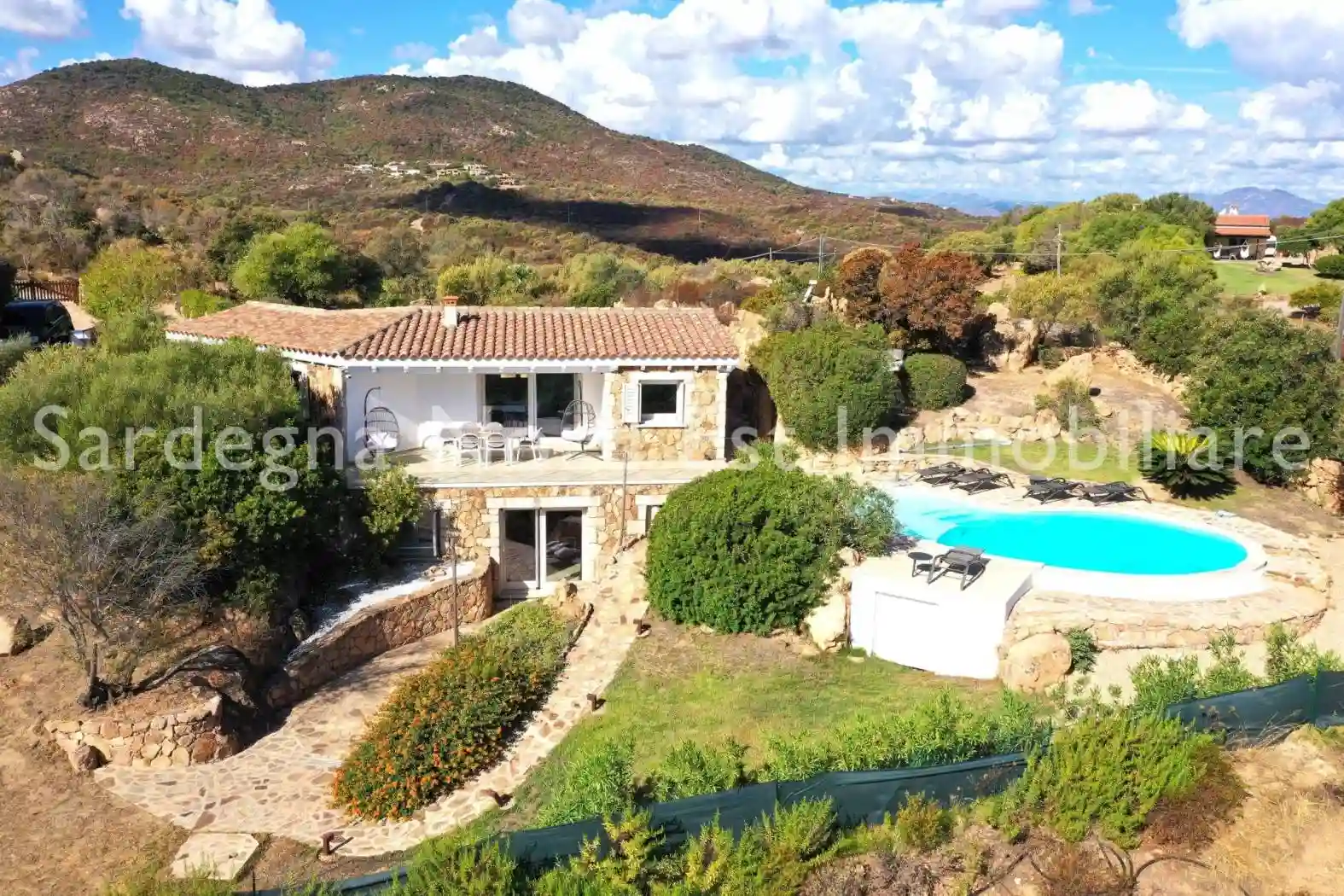 Villa - foto 2