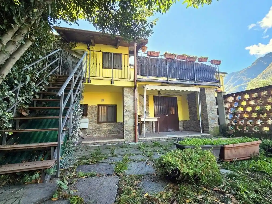 Casa indipendente in vendita a Pinasca