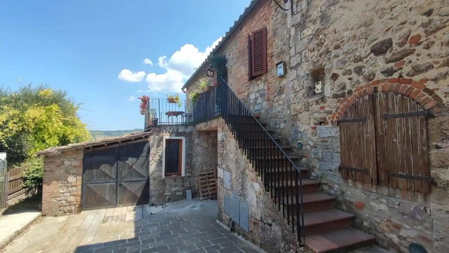 Casa indipendente in vendita a Monticiano