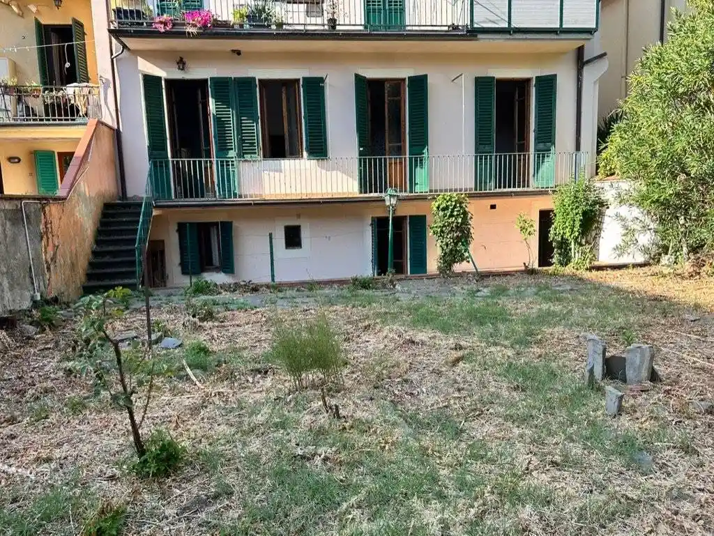Appartamento in vendita a Firenze
