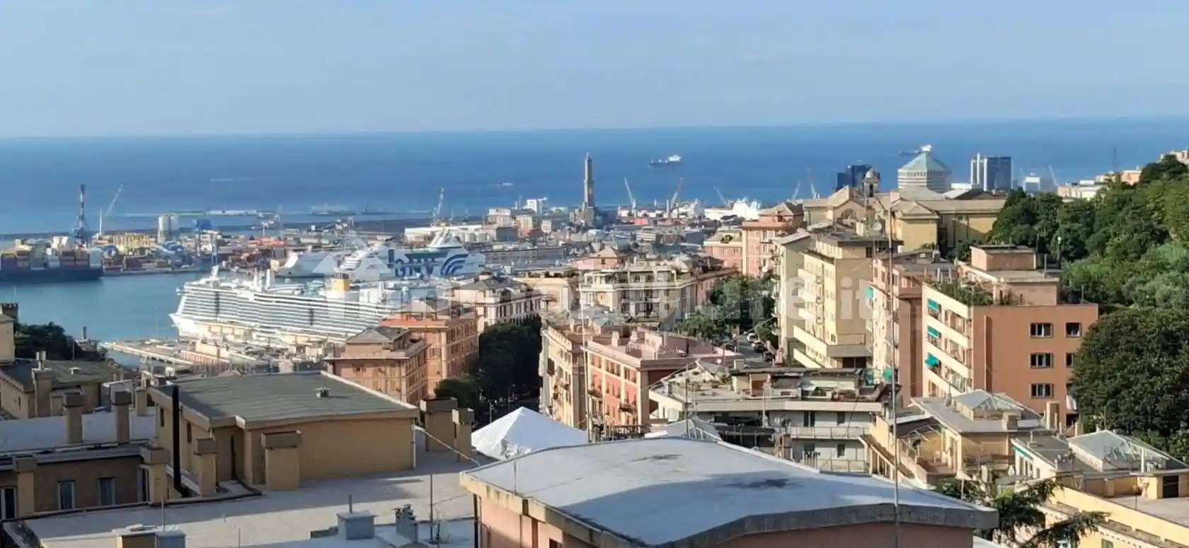 Appartamento in vendita a Genova