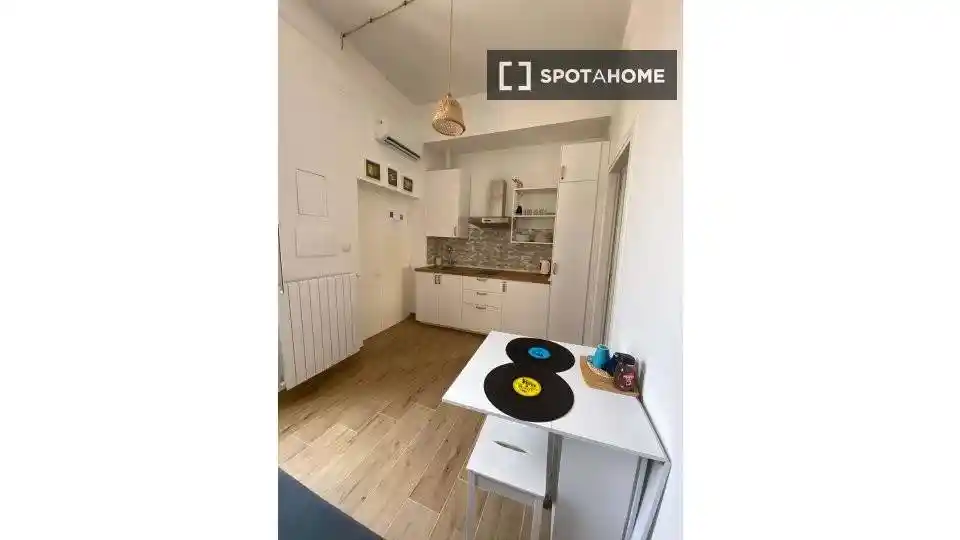 Appartamento in affitto a Napoli