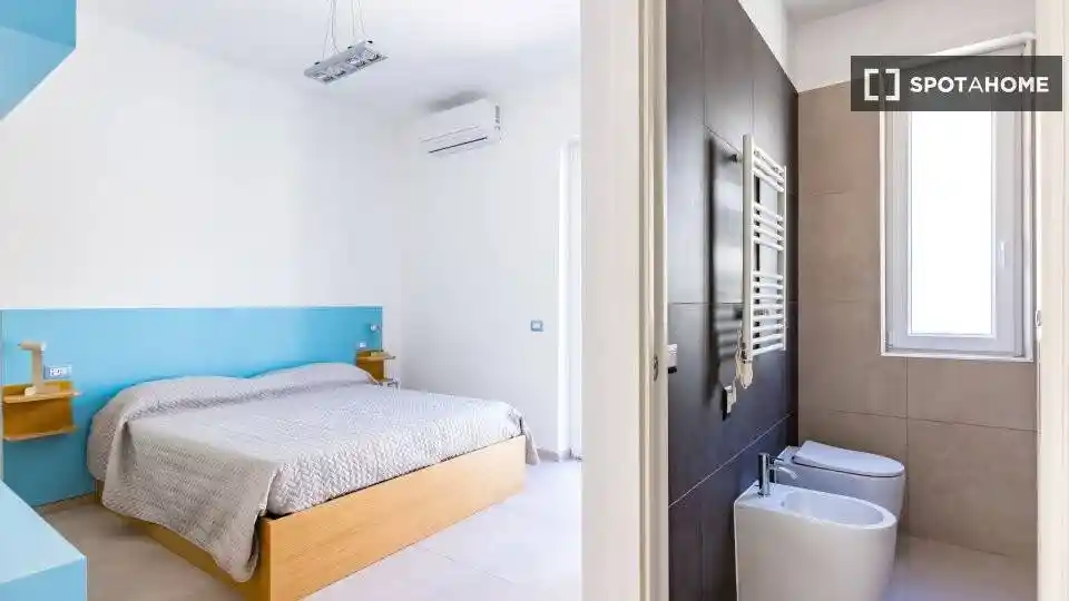 Appartamento in affitto a Napoli