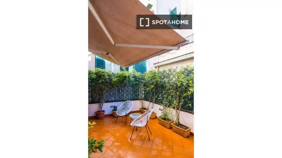 Appartamento in affitto a Napoli