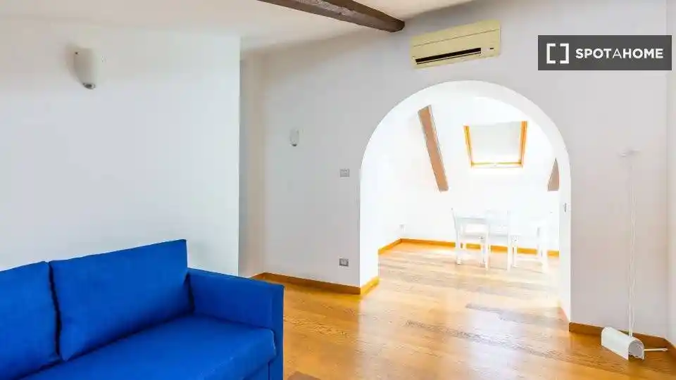 Appartamento in affitto a Napoli