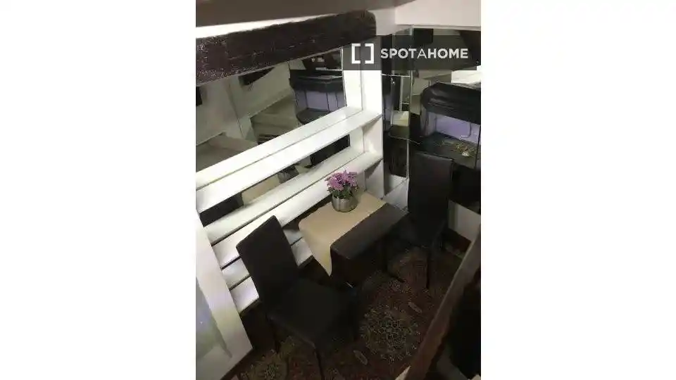 Appartamento in affitto a Napoli
