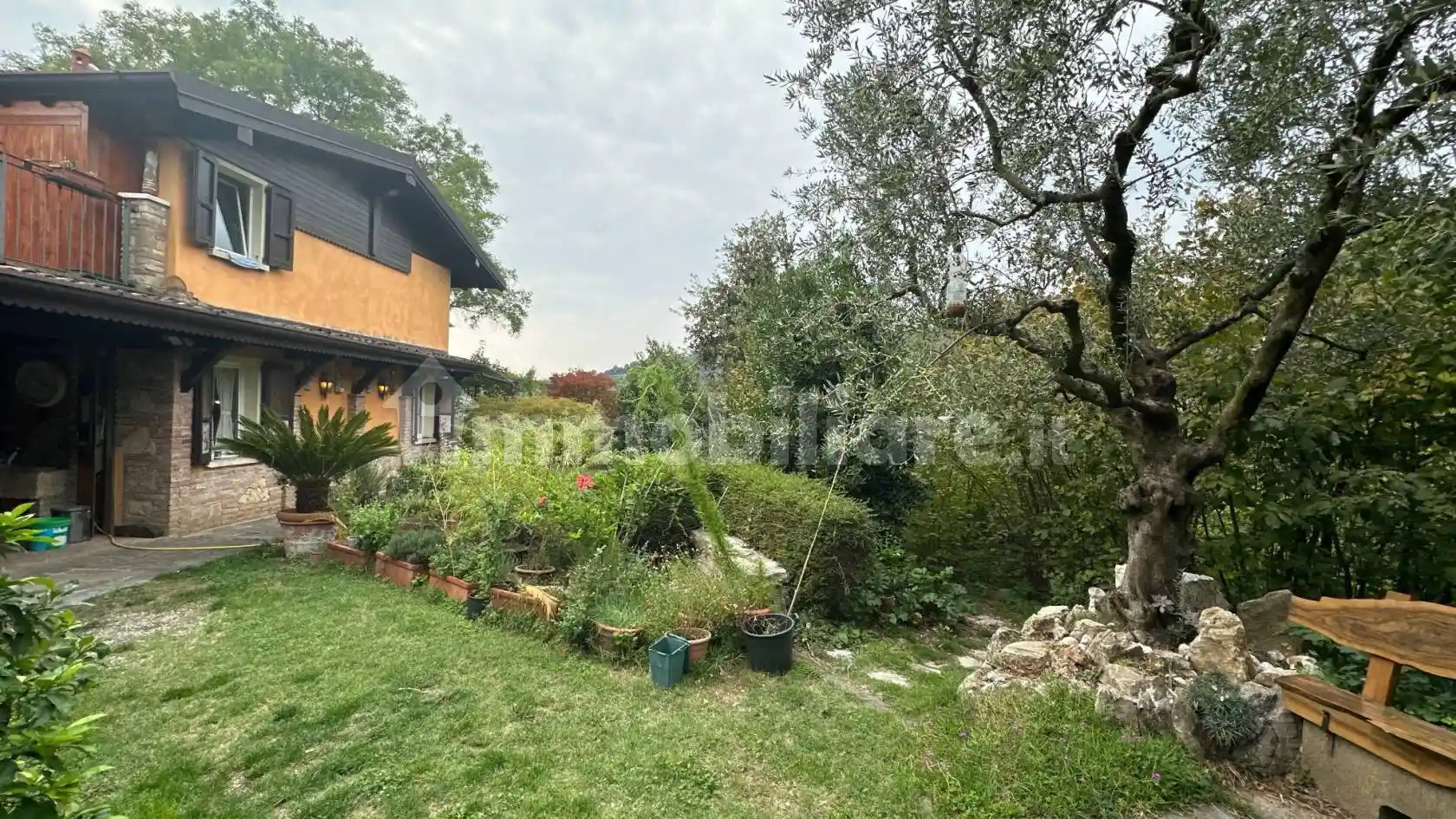 Casa indipendente in vendita a Cellatica