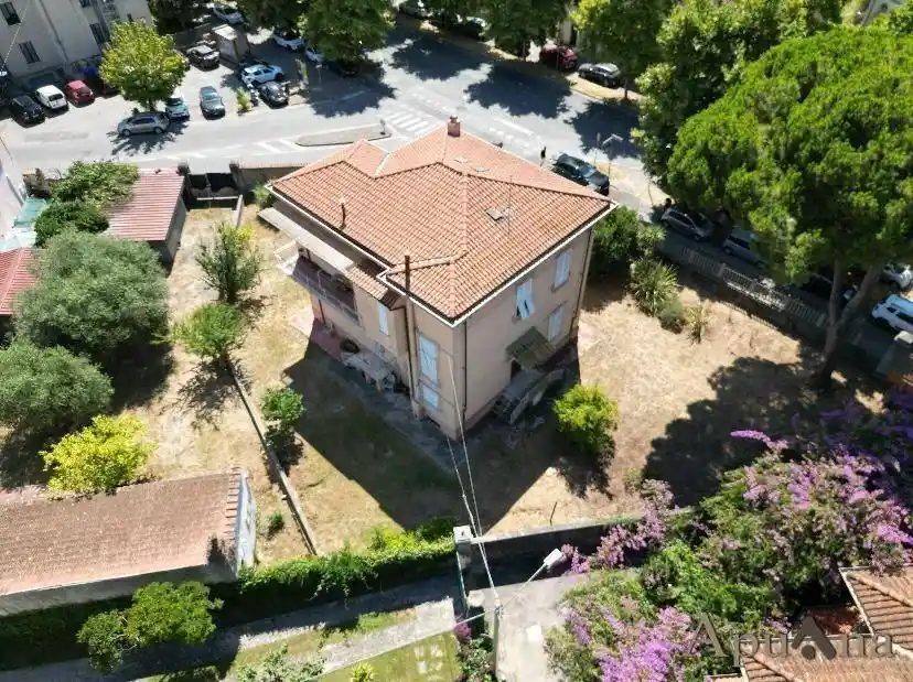 Villa in vendita a Massa