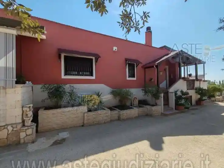 Villa in vendita a Santeramo in Colle
