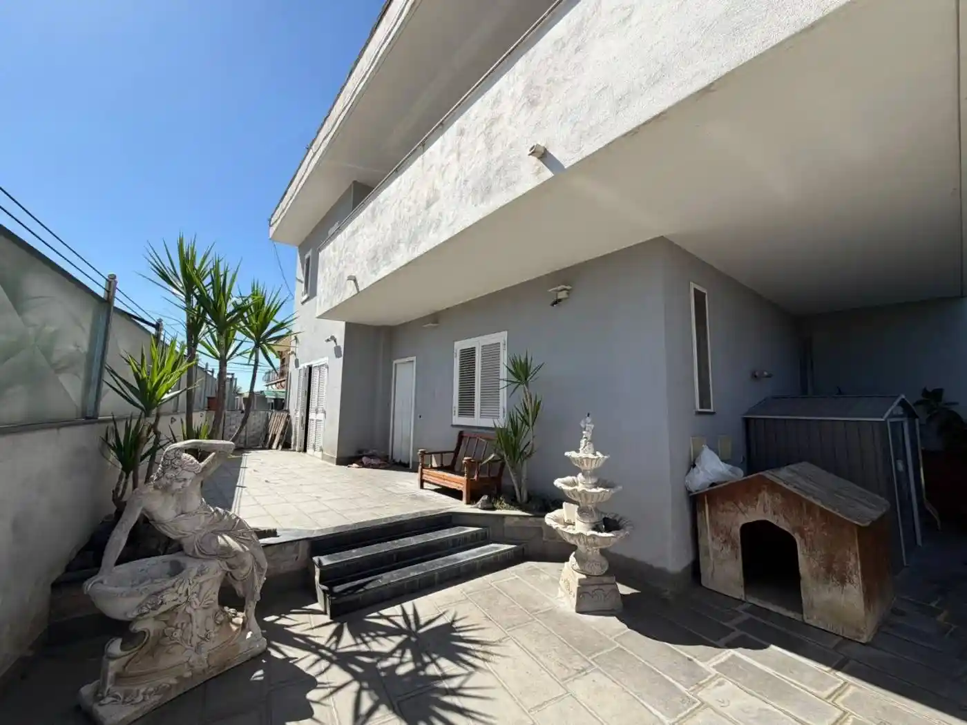 Casa indipendente in vendita a Napoli