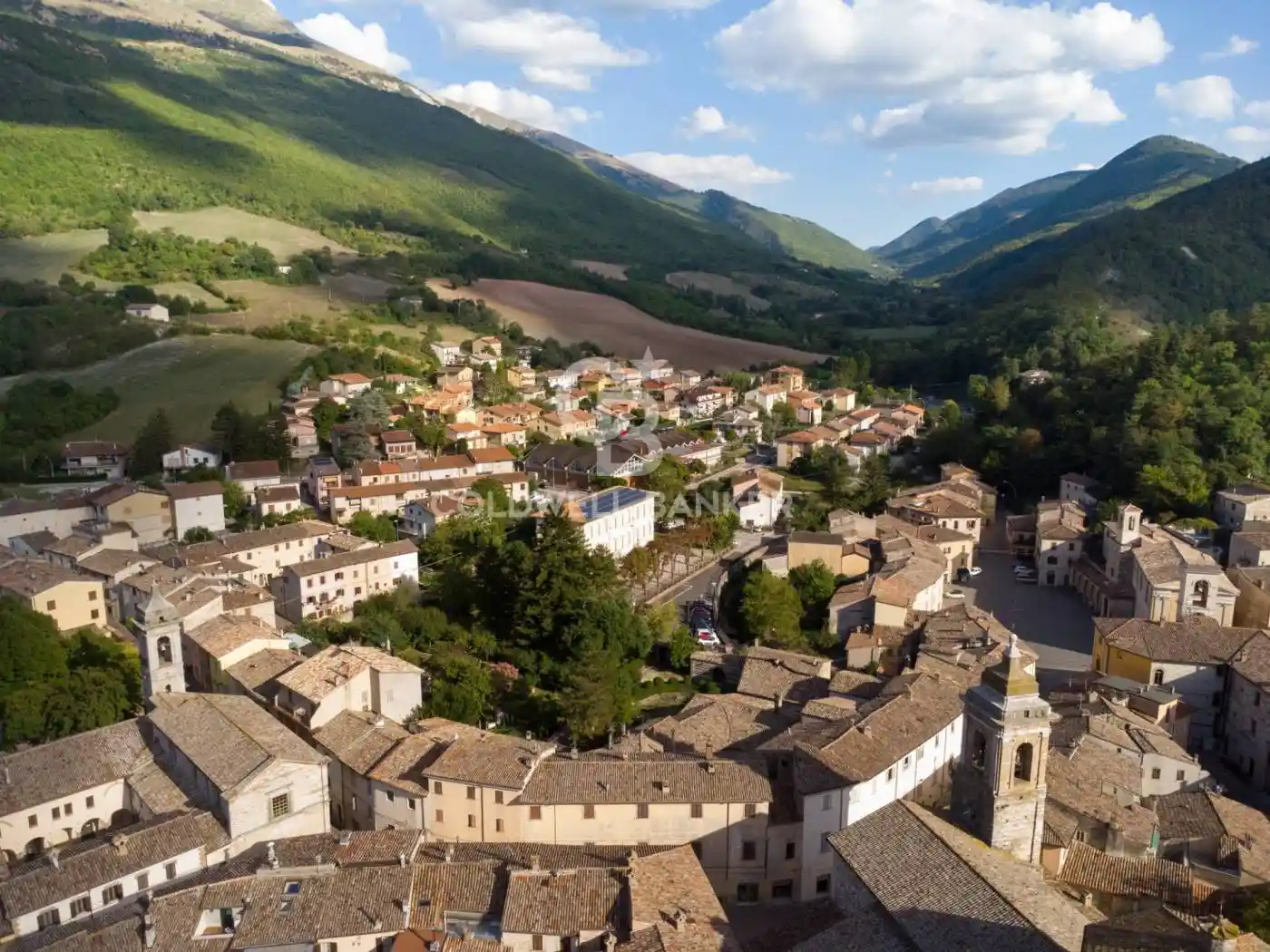 Rustico - Casale in vendita a Cantiano