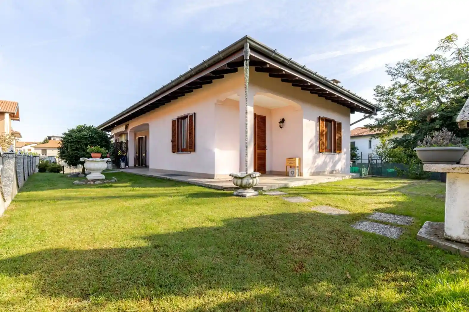 Villa in vendita a Venegono Superiore