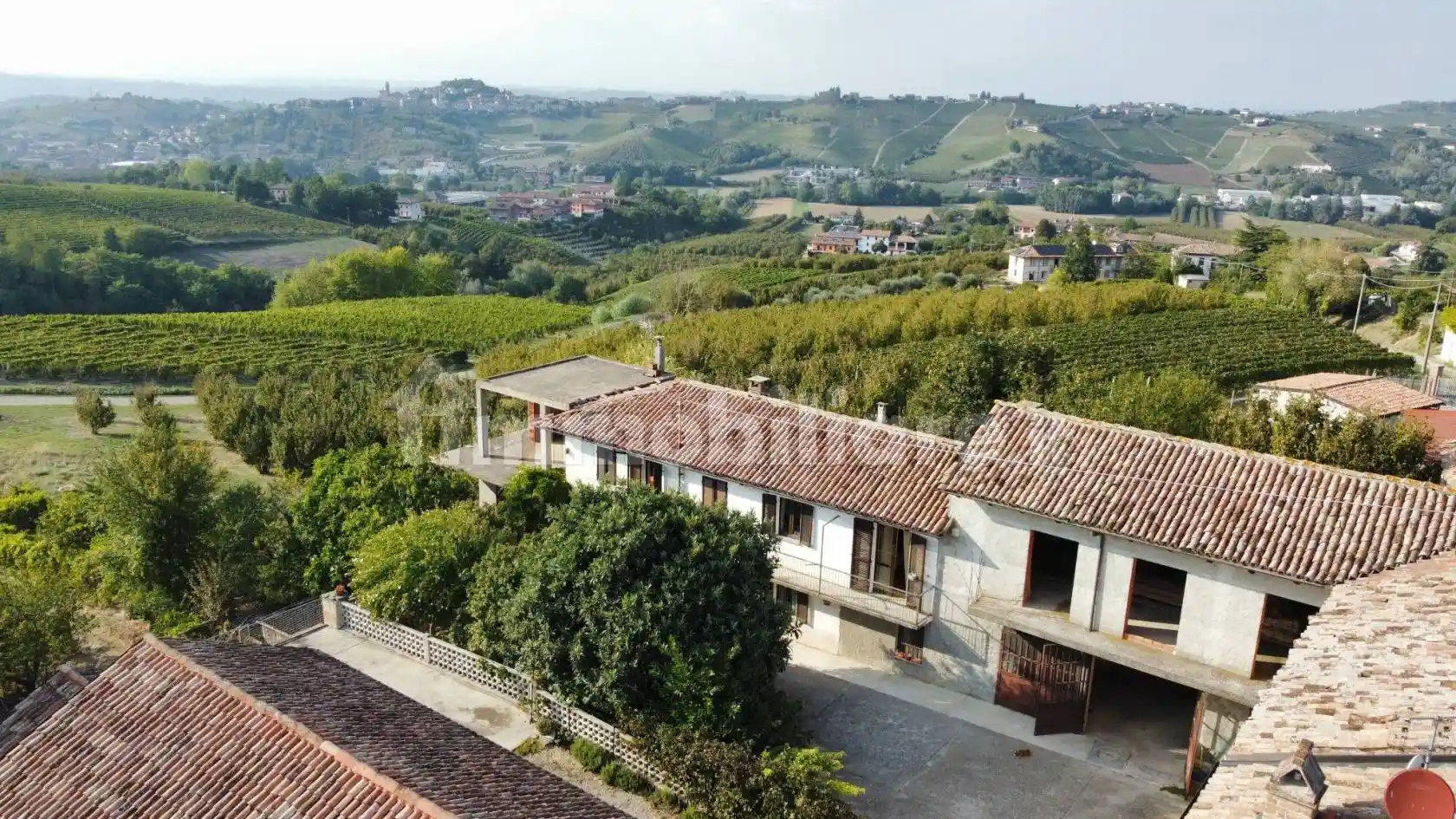 Rustico - Casale in vendita a Castagnole delle Lanze