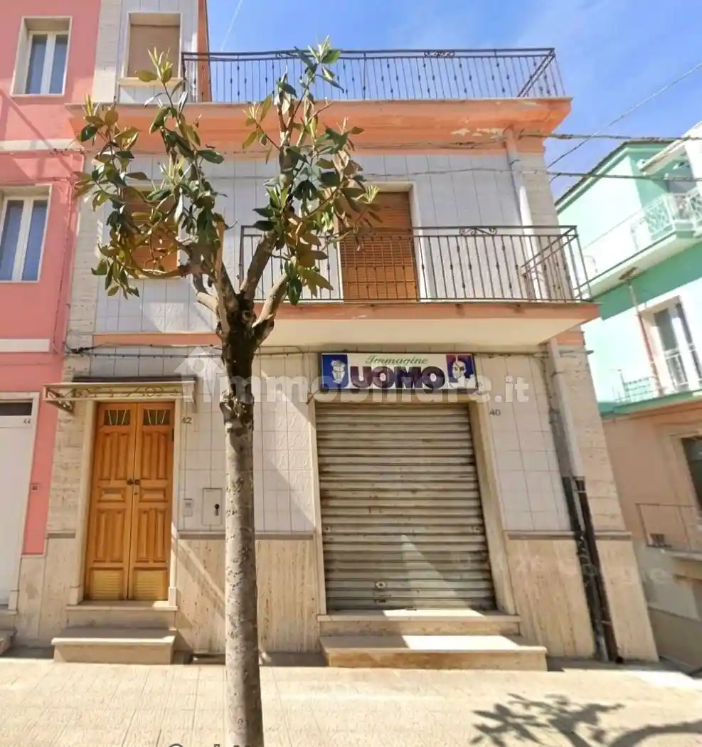 Palazzo - Edificio in vendita a San Nicandro Garganico