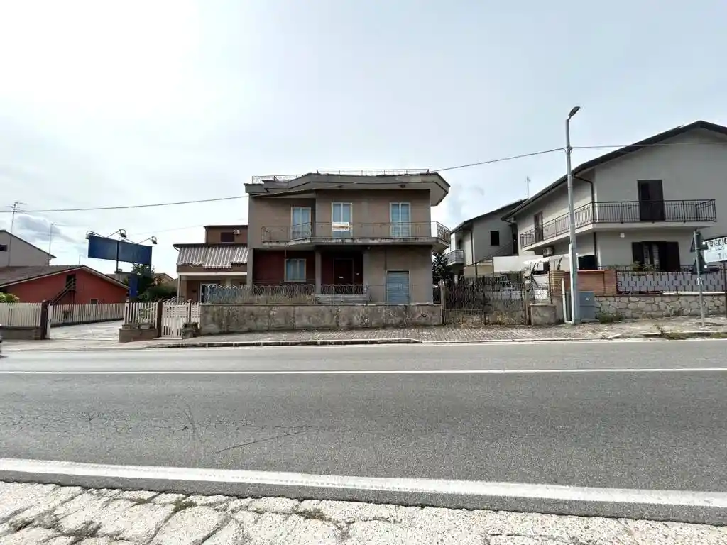 Villa in vendita a Mirabella Eclano