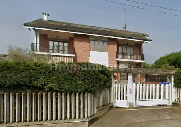 Villa in vendita a Castell'Alfero