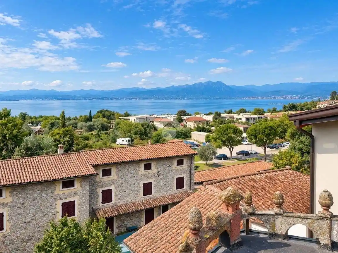 Rustico - Casale in vendita a Lazise