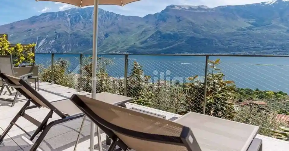 Villa in vendita a Como