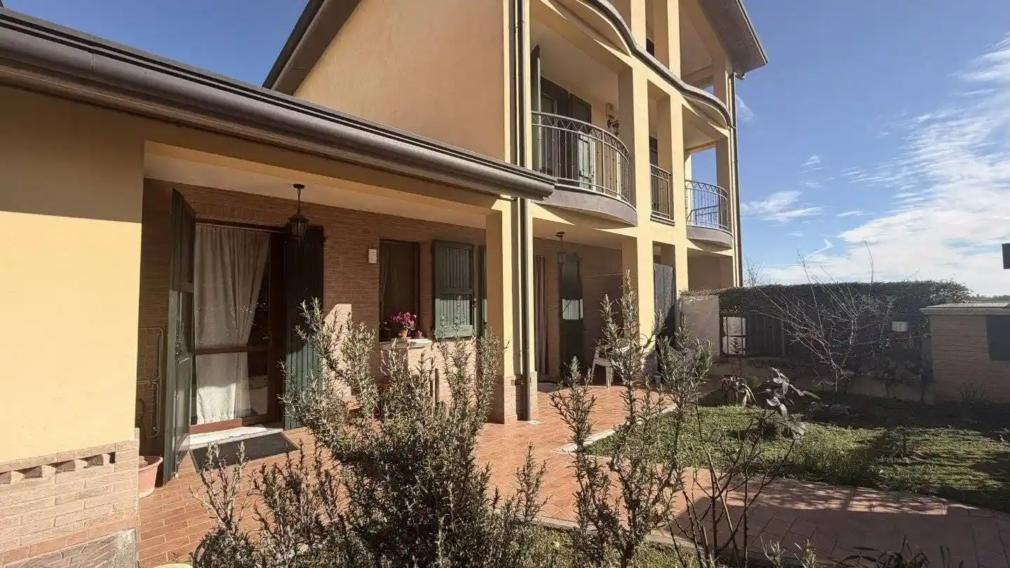 Villetta a schiera in vendita a Cadelbosco di Sopra