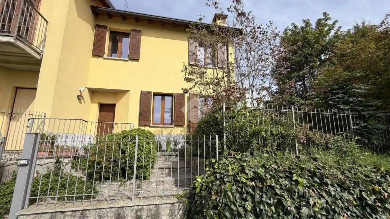 Villa in vendita a Merate