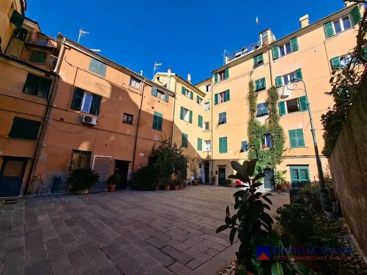 Appartamento in vendita a Genova