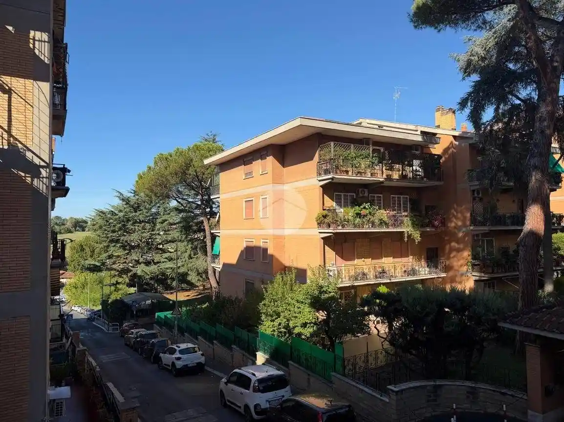 Appartamento in vendita a Roma