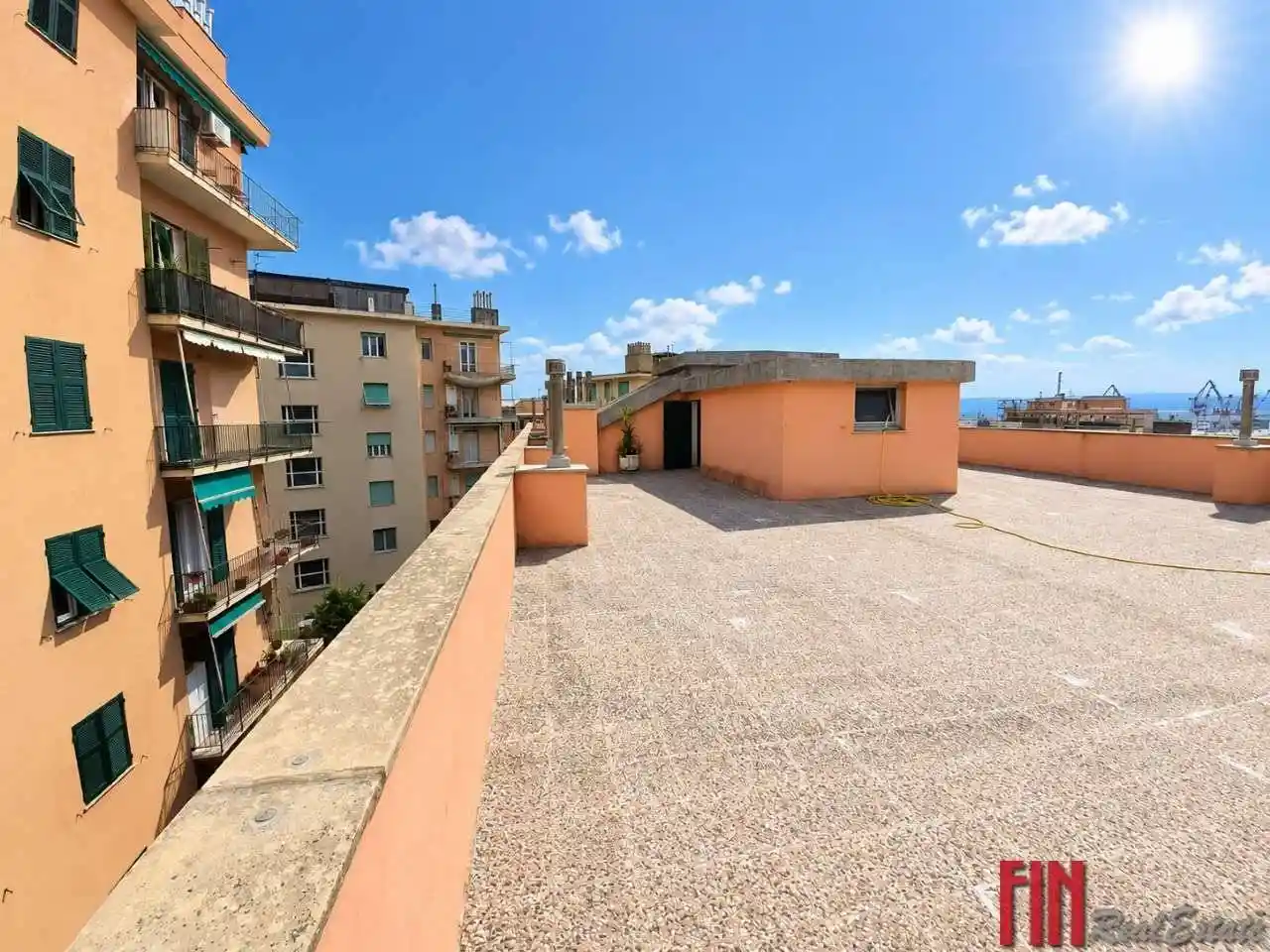 Appartamento in vendita a Genova