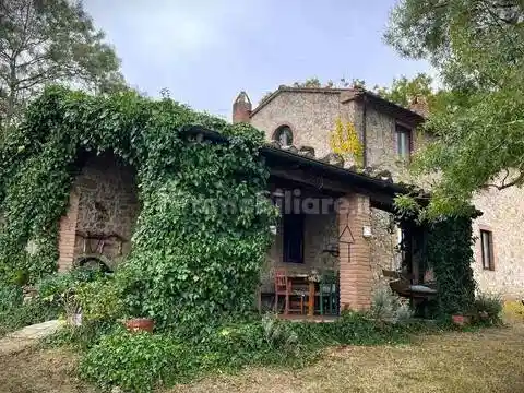 Villa in vendita a Roccalbegna
