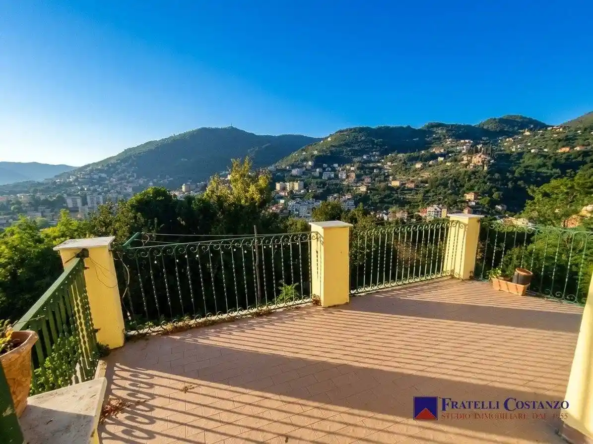 Villa in vendita a Genova