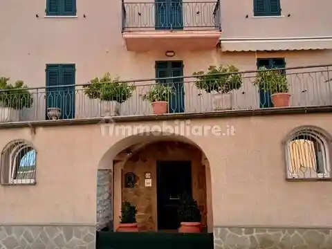 Villa in vendita a Sesta Godano