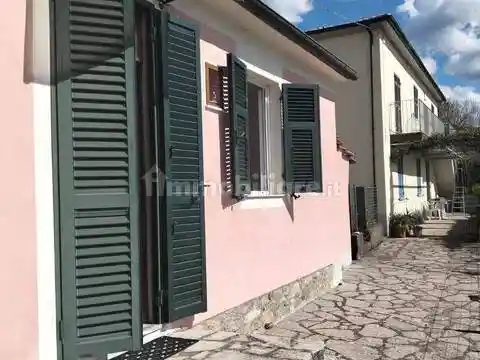 Villa in vendita a Fivizzano