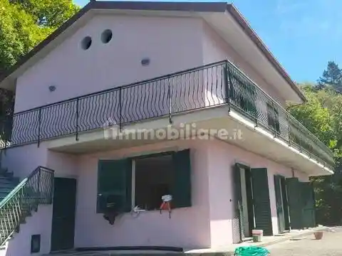 Villa in vendita a Maissana
