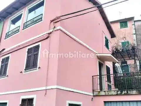 Appartamento in vendita a Carro