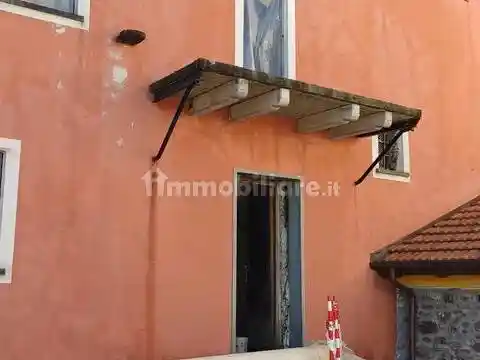 Appartamento in vendita a Brugnato