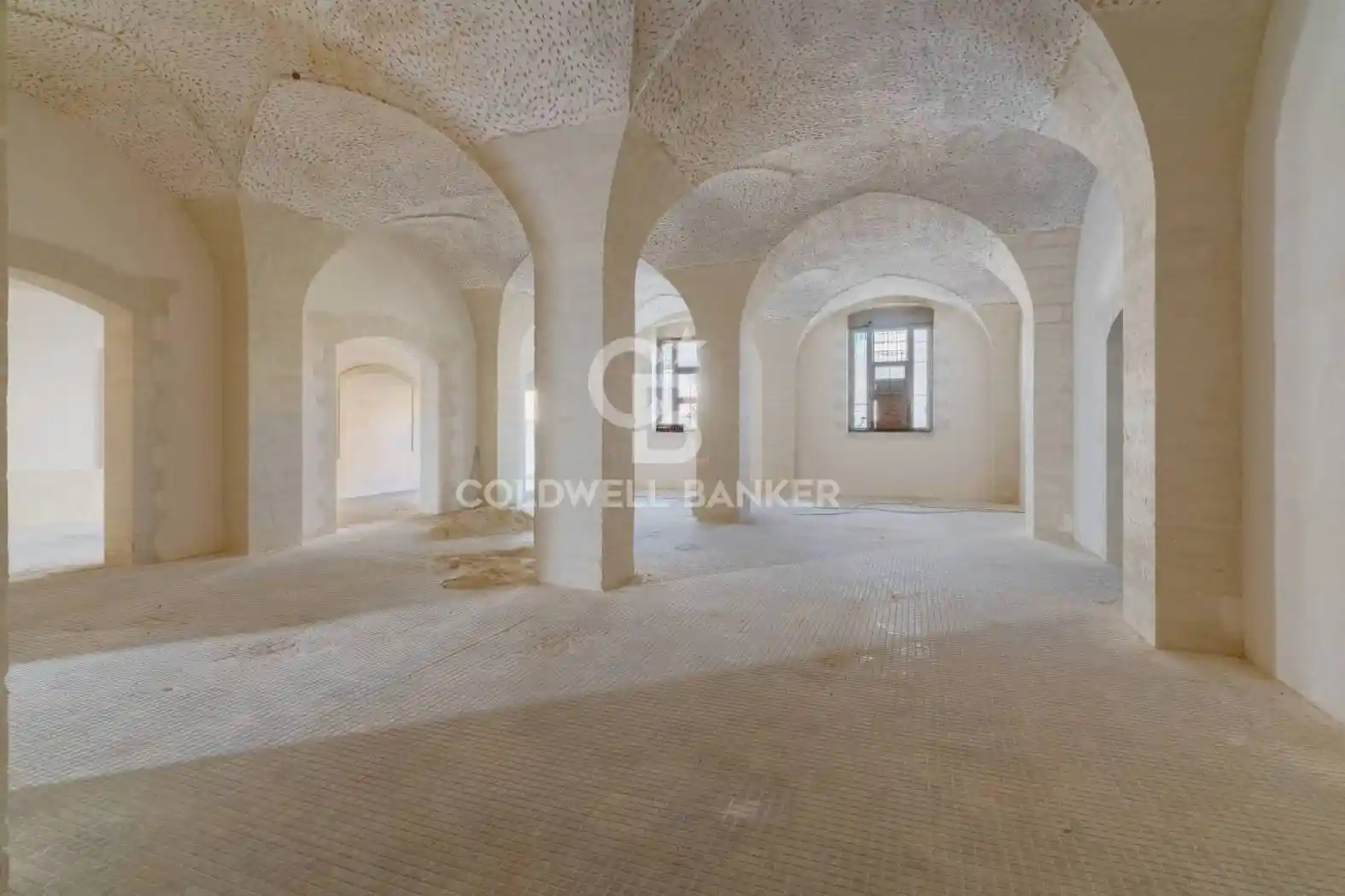 Palazzo - Edificio in vendita a Castrignano de' Greci