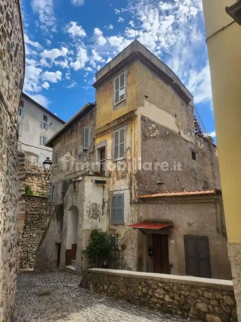 Casa indipendente in vendita a Anagni