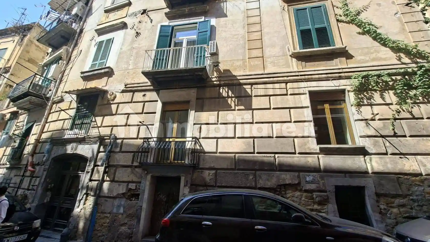 Appartamento in vendita a Napoli