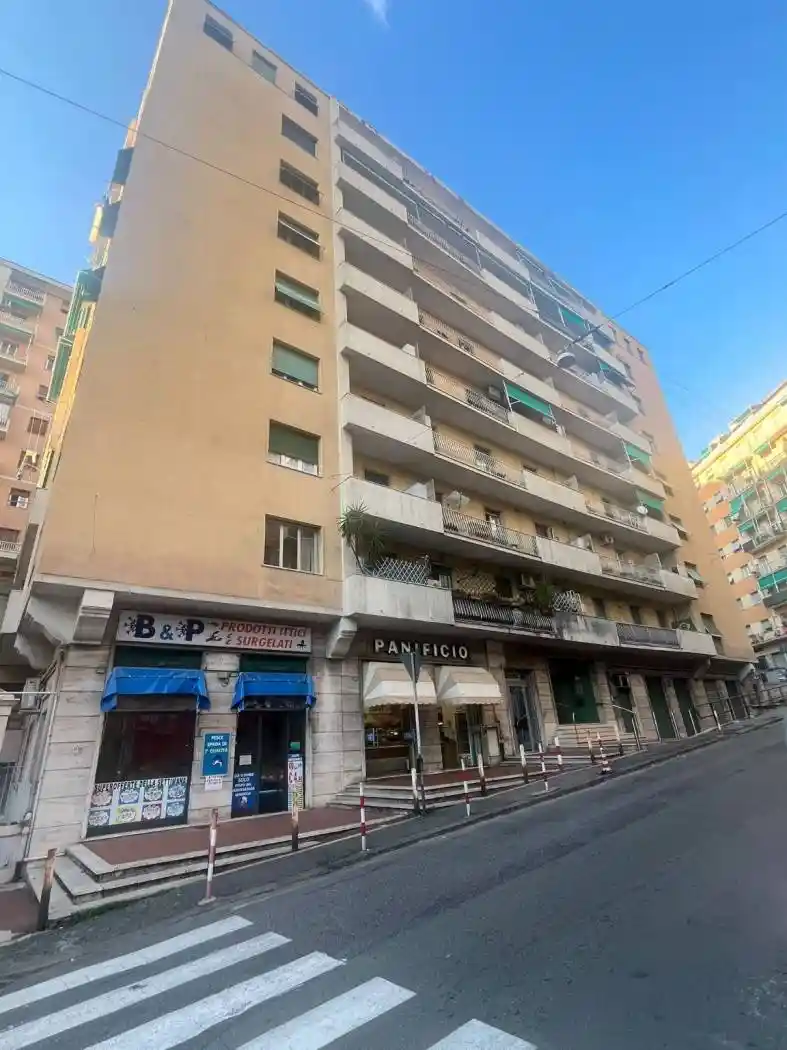 Appartamento in vendita a Genova