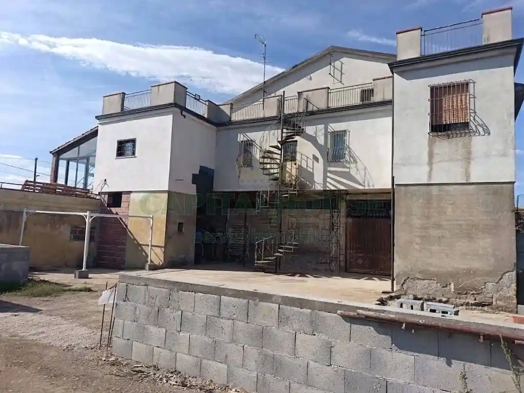 Villa in vendita a Caserta