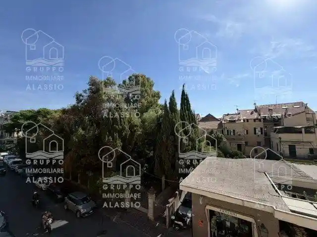 Appartamento in vendita a Alassio