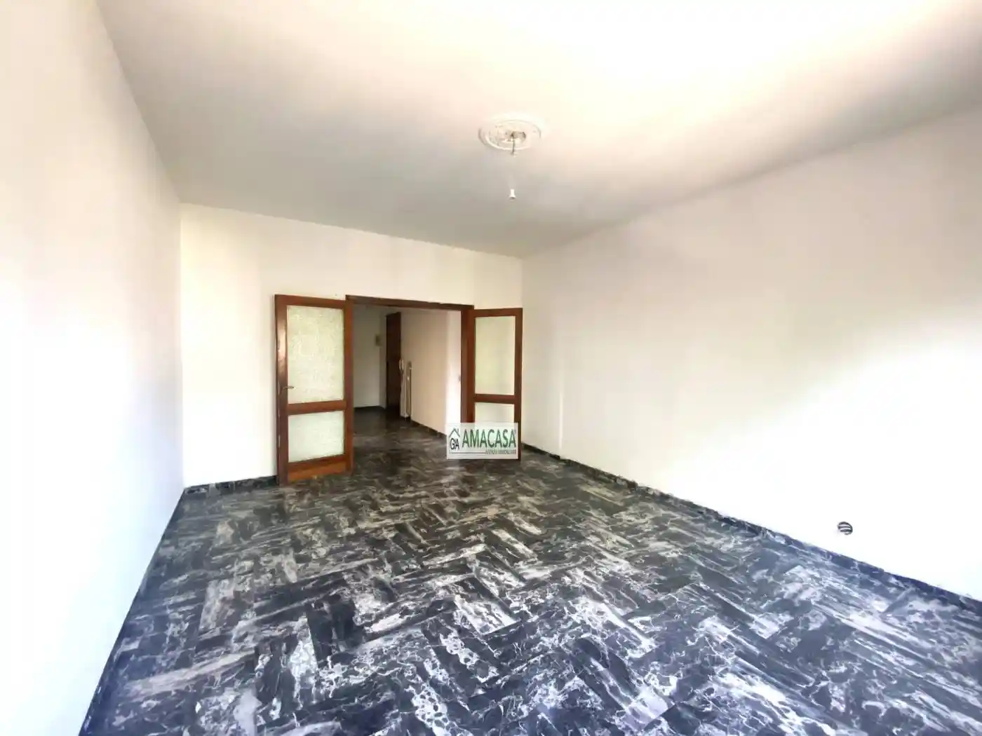 Appartamento in vendita a Modena