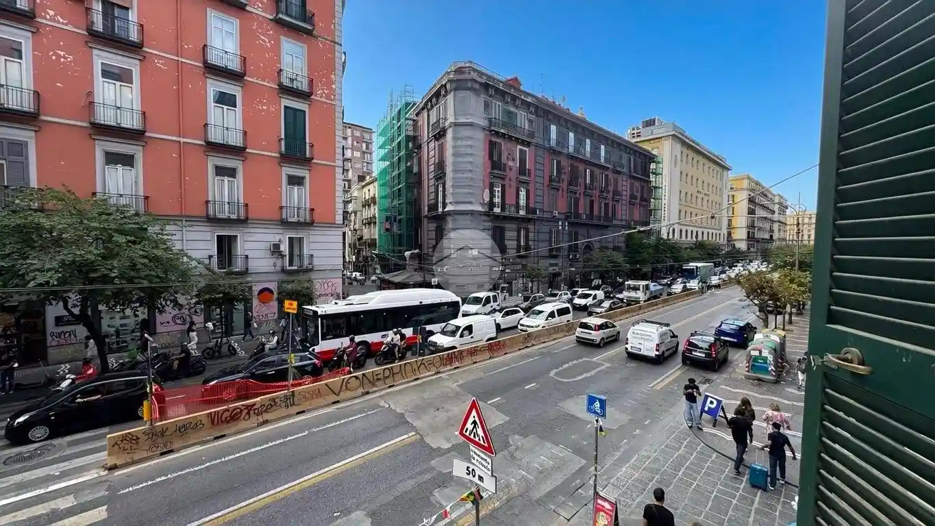 Appartamento in vendita a Napoli
