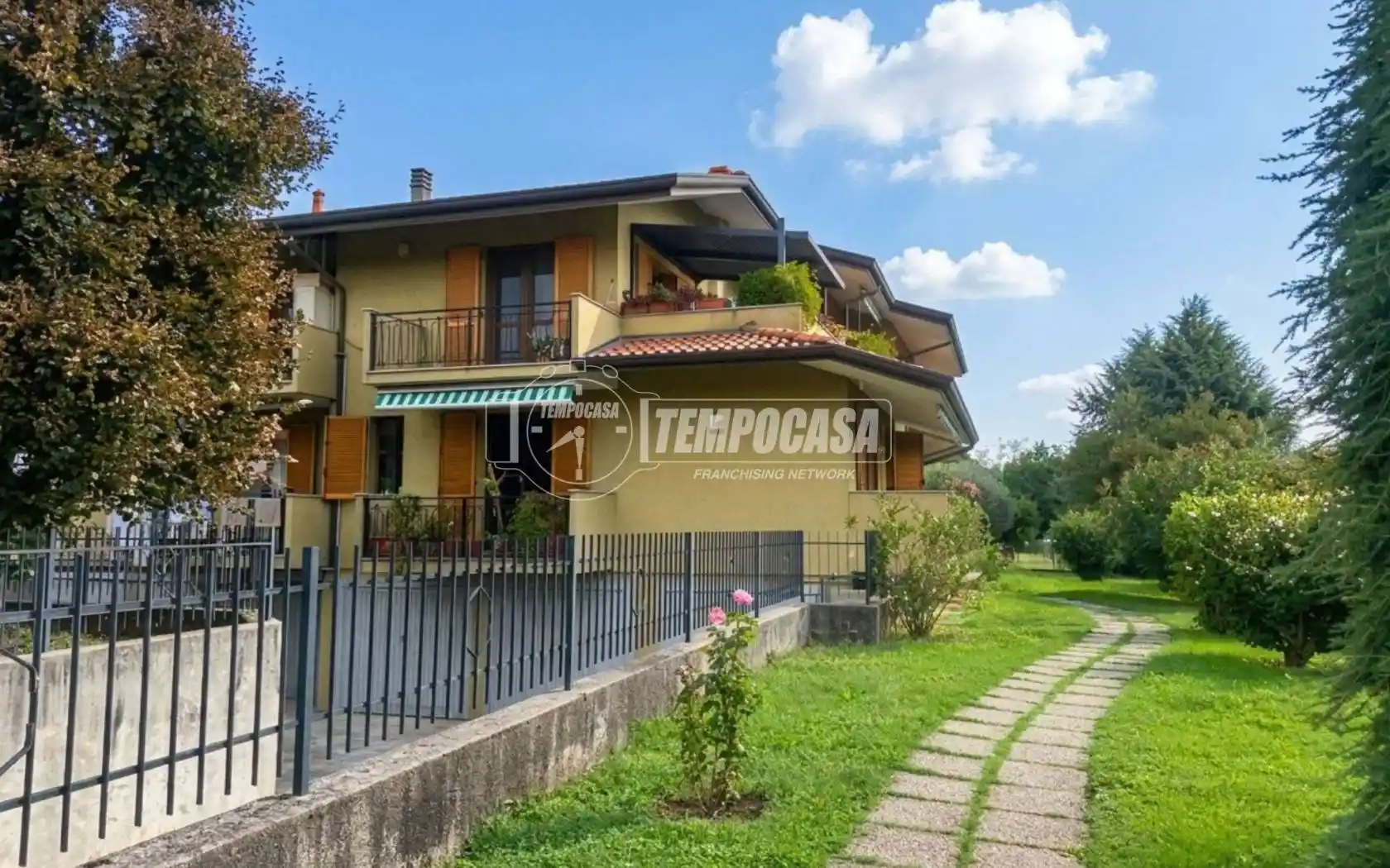 Appartamento in vendita a Casatenovo