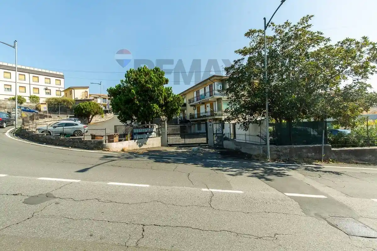 Appartamento in vendita a Sant'Agata li Battiati
