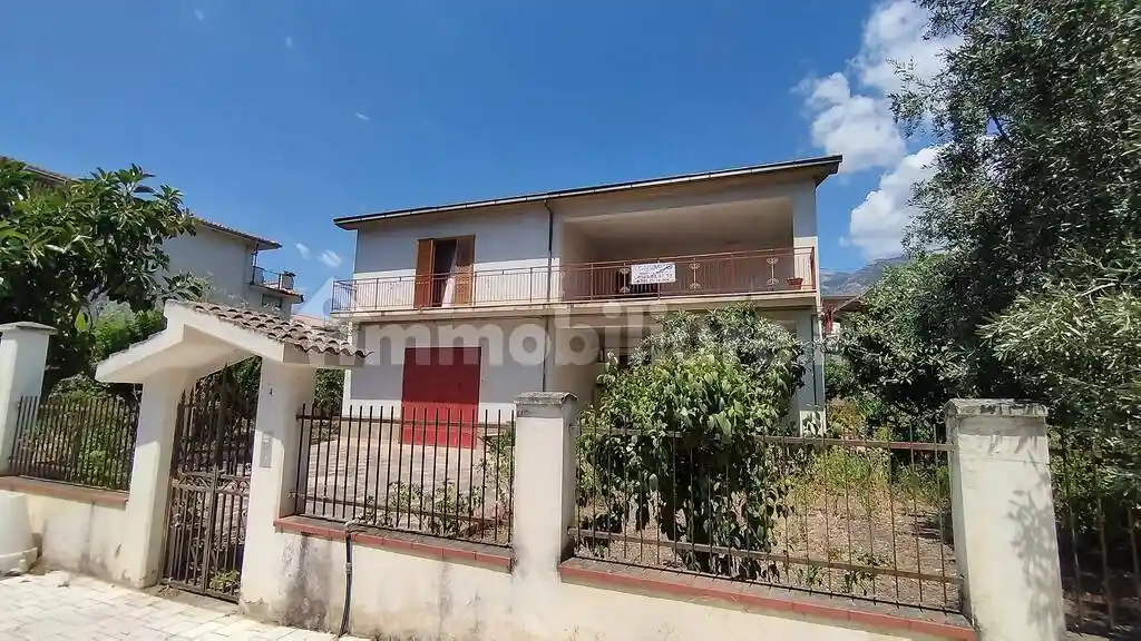Villa in vendita a Francavilla Marittima